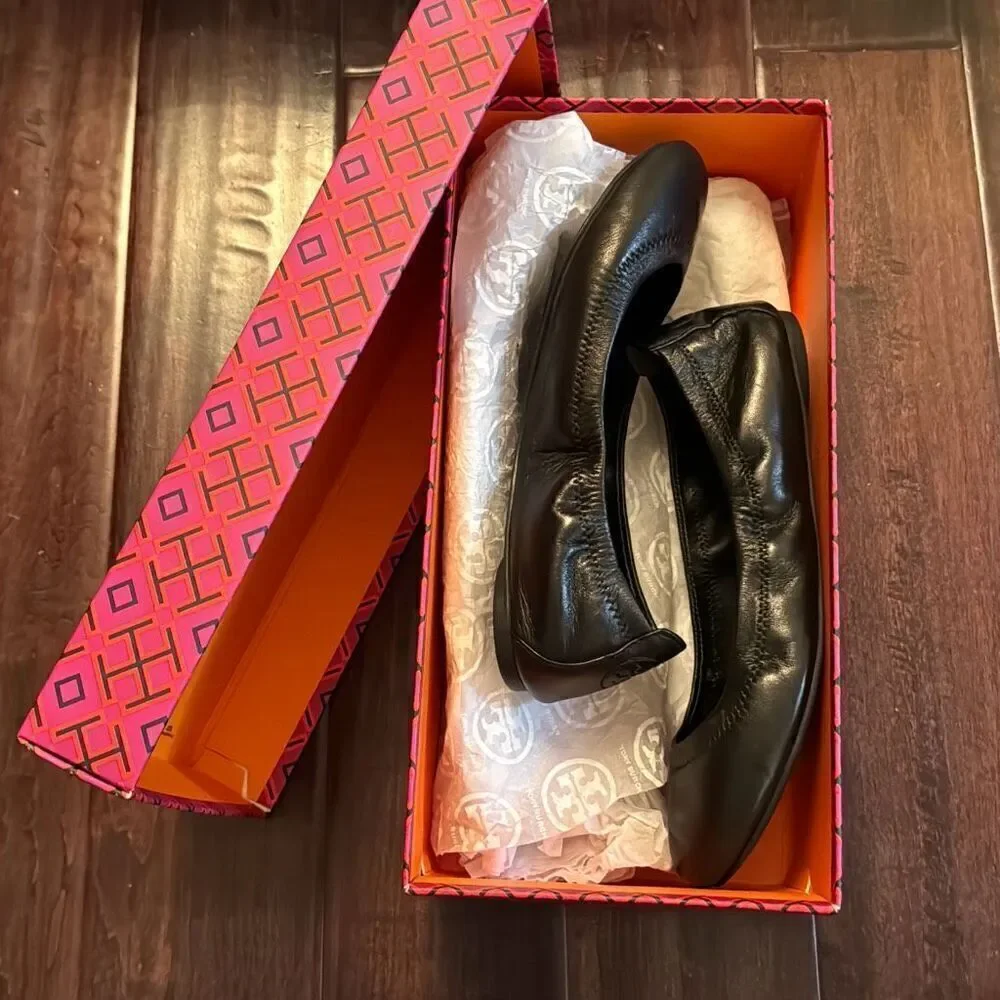 NEW IN BOX tory burch zoe ballet sheep leather‎ flats SIZE 5.5